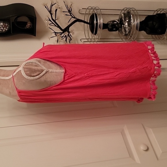 Tommy Bahama Fuscia Halter Top, Sealight Tassel Hem, Size M, EUC! - Picture 3 of 6